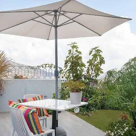 Πανσιόν Belvedere Boutique - Adults Only 3*